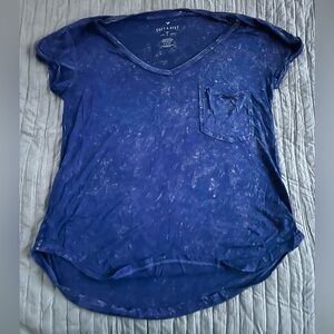 American Eagle Women’s V-Neck T-Shirt Size S